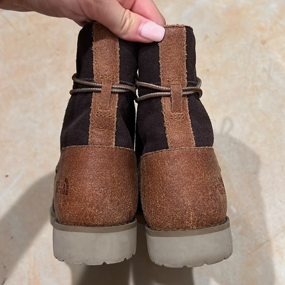 North Face boots - Picture 4 of 6